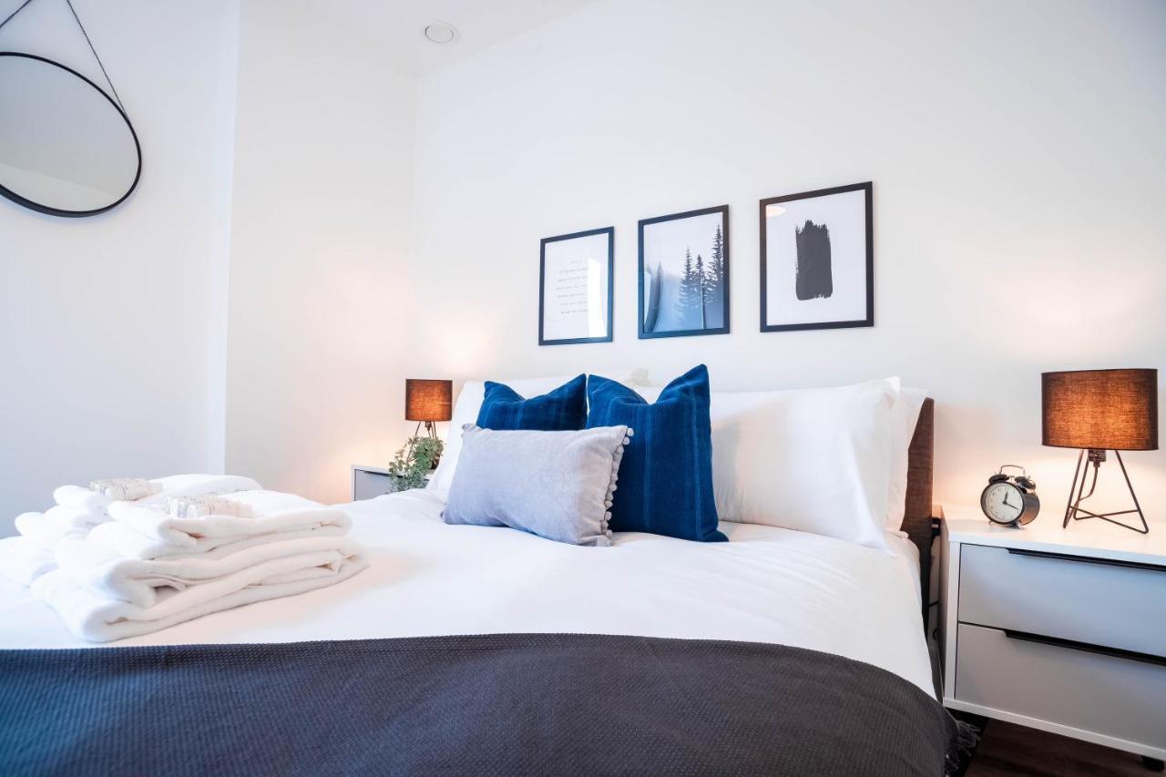 Luxe Interchange Apartment Near Old Trafford - Media City - The Quays Манчестър Екстериор снимка
