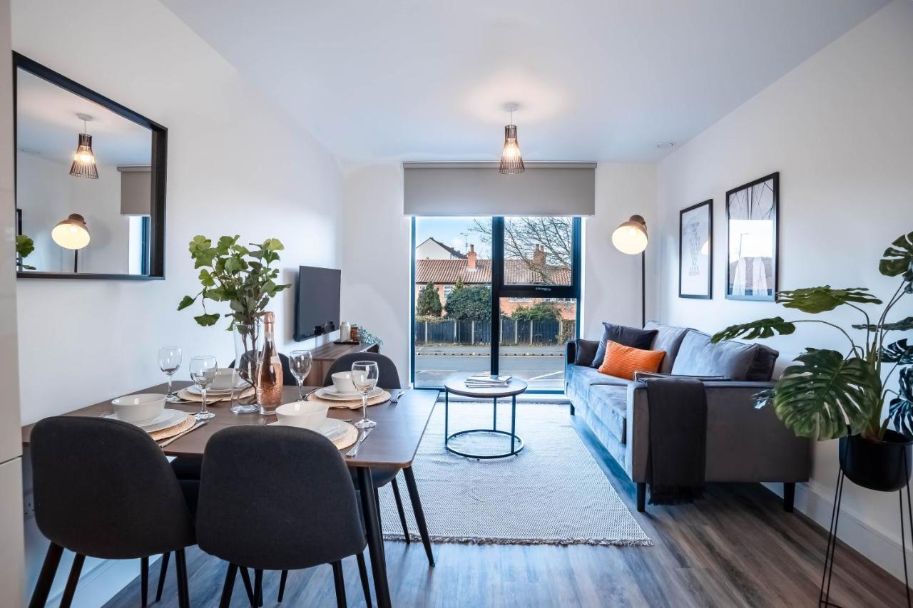 Luxe Interchange Apartment Near Old Trafford - Media City - The Quays Манчестър Екстериор снимка