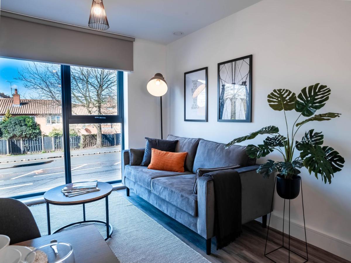 Luxe Interchange Apartment Near Old Trafford - Media City - The Quays Манчестър Екстериор снимка