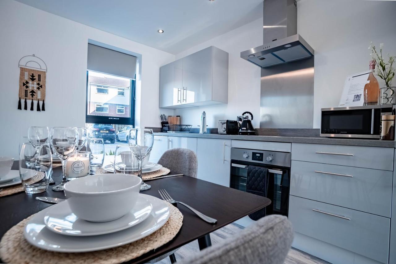 Luxe Interchange Apartment Near Old Trafford - Media City - The Quays Манчестър Екстериор снимка